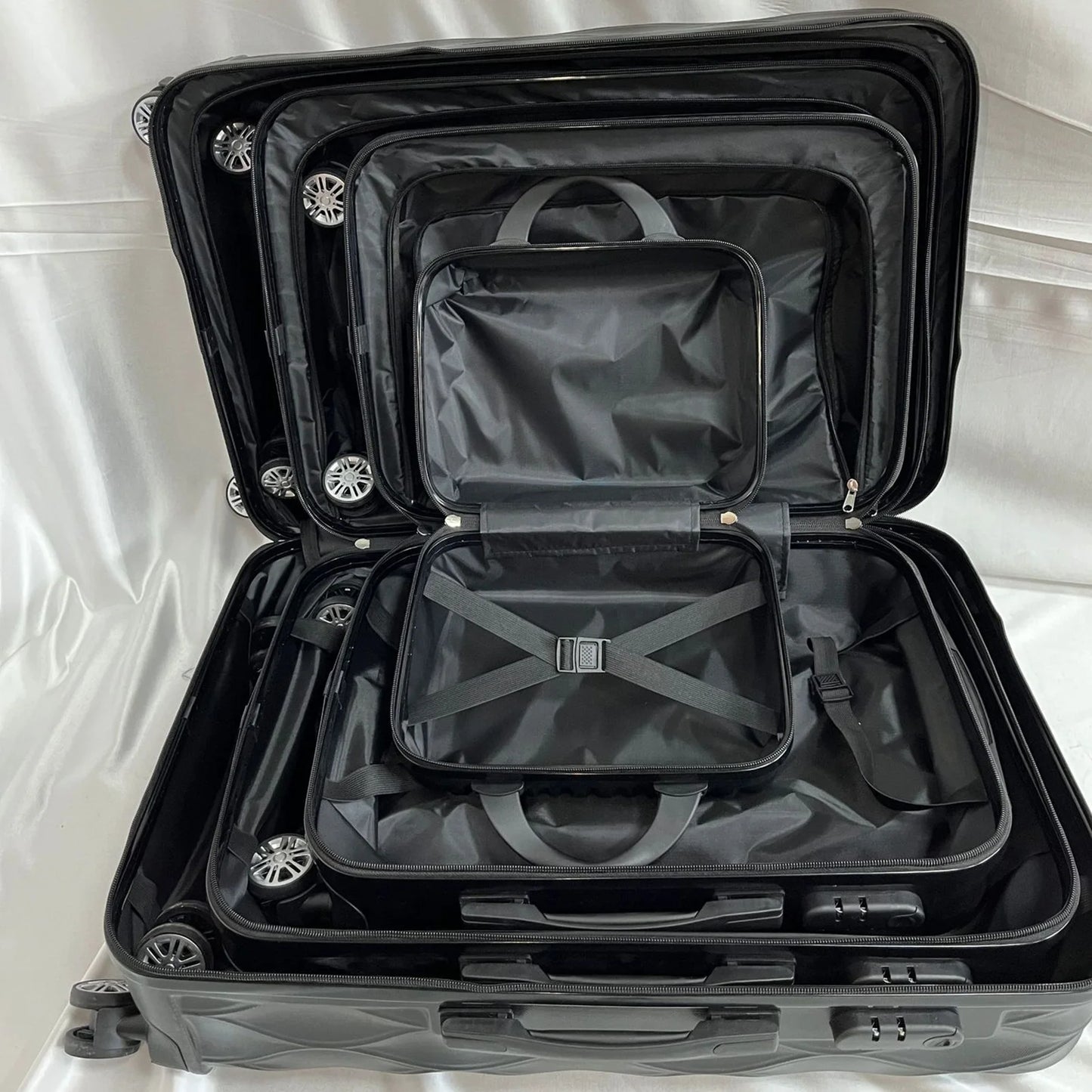 Suitcase Set Different Sizes Large Hard Shell Waterproof