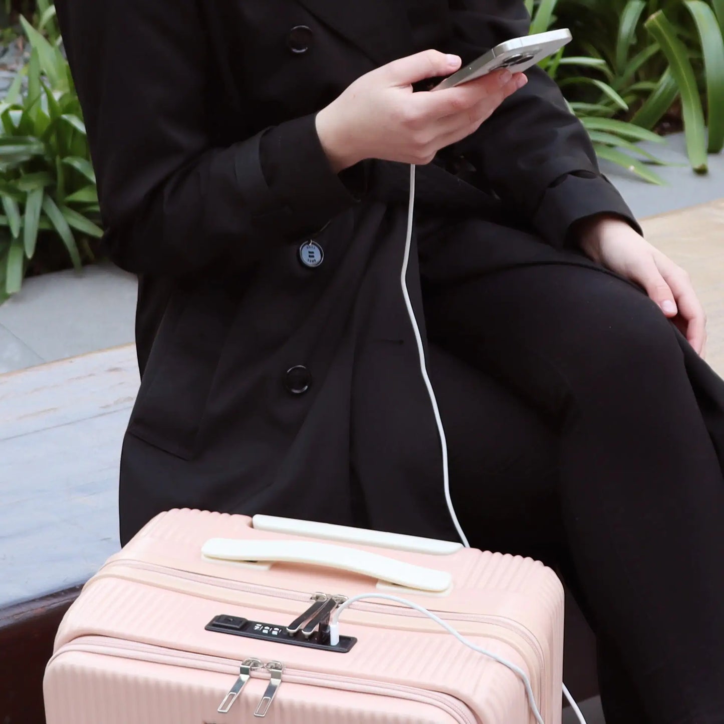 Biggdesign Moods Up 20" Luggage with Cup Holder and USB Port, Pink - 47186791
